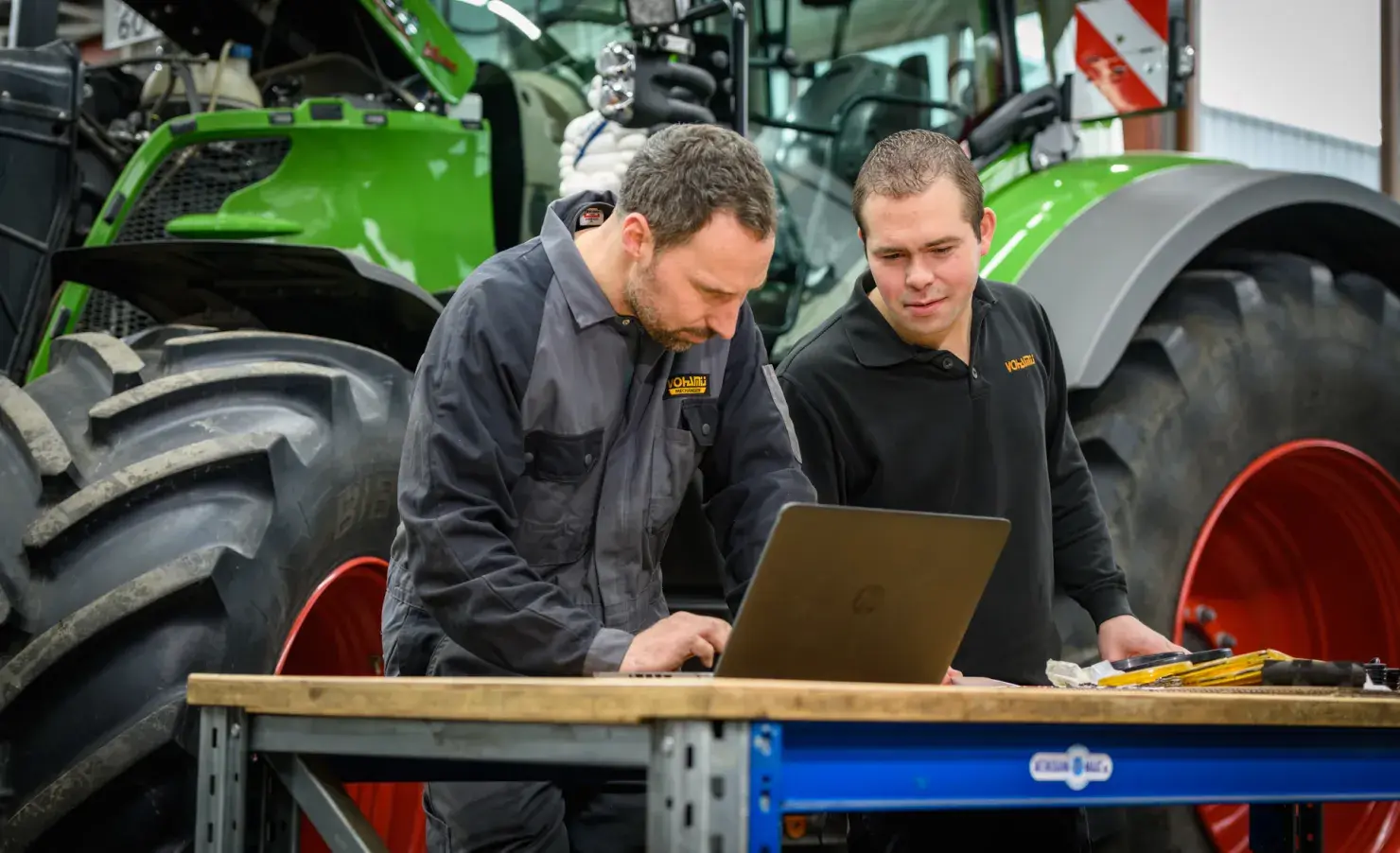 Technische tekeningen bekijken op laptop